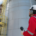 Engenheiro realizando inspeção de tanque de armazenamento conforme API 653